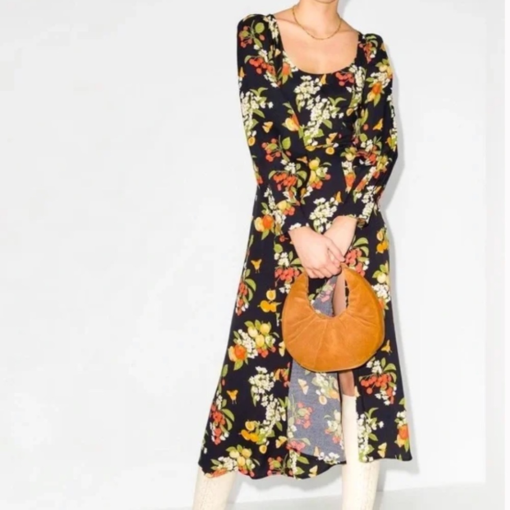 Reformation Alessi puff sleeve Dress in Fruit print size 10